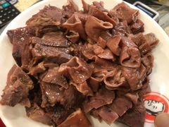 -闫家驴肉老店(华电一校店)
