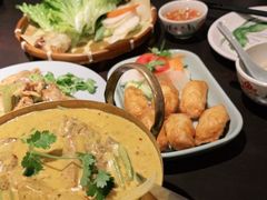 -大头虾越式风味餐厅(光明广场店)