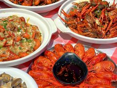 -肥小宝·金牌油焖大虾(襄阳龙虾地标店)