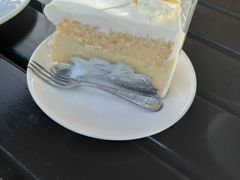 -Chom Cafe and Restaurant