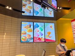 -麦当劳(徐汇漕溪北路百脑汇店)
