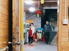 -大石鼓山庄·珠海第一烧猪