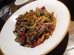 酸笋紫苏炒牛腱-桂小厨广西菜(万象城店)