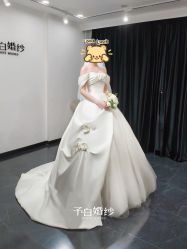 -予白婚纱礼服馆