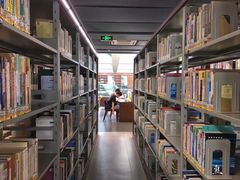 -中央财经大学沙河校区-图书馆