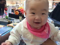-黄益静眼镜行