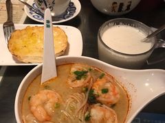 冬阴功鲜虾米线-翠华餐厅(湾仔店)