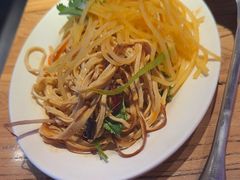 -山河屯铁锅炖鲜鹅·东北菜(开发区一店)