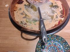 -洱火云南酸菜牛肉火锅(石景山当代商城店)