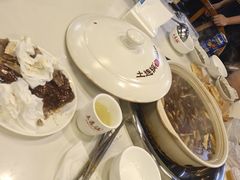 -土连锅·现熬养生汤锅(梁家巷店)