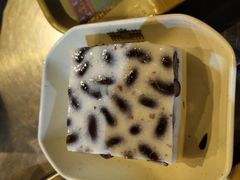 -海口骑楼小吃街