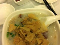 皮蛋瘦肉粥-潮福城大酒楼·潮味粤品·港式点心(湖滨北路店)