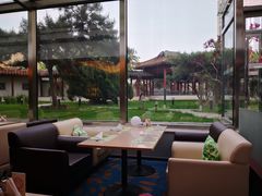 -亮马河饭店翠雅咖啡厅