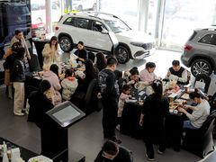 -奔驰利星行(北京花乡店)