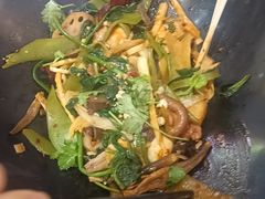 -醉人椒麻辣香锅(上地华联店)