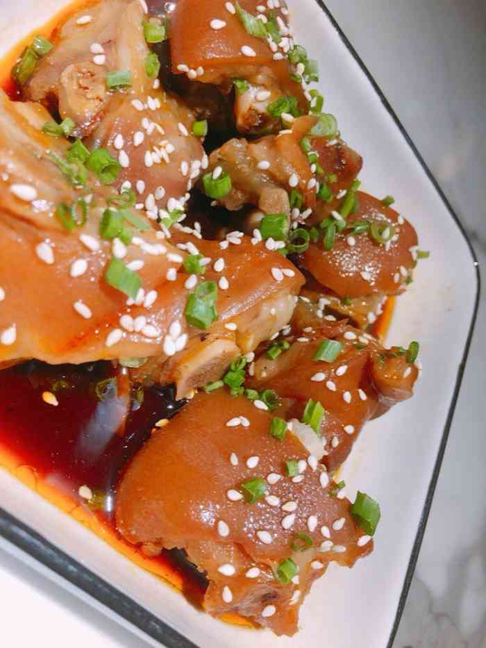 功夫猫砂锅鱼(万达店)-"去如皋 万达 午饭吃什么 是个问题 自助.