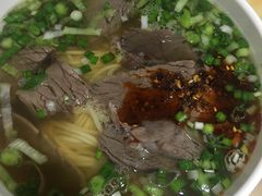 加肉牛肉面-洪师傅牛肉面(文昌南路店)