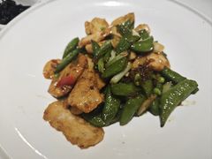 墨鱼饼炒甜豆-老洋房花园饭店(绍兴路店)