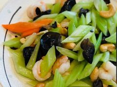 -红樱桃·欢乐餐厅(太原里店)
