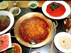 -潮火锅·麻辣牛肉火锅(观音桥方圆·LIVE店)