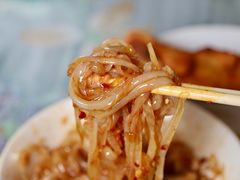-舟舟刮凉粉