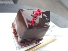 -UNI UNI(环亚凯瑟琳店)