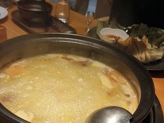 -一朵菌·野生菌探索家火锅(南亚店)