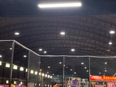 -嘿哟动霸CHUA·新潮玩运动娱乐中心·蹦床滑冰团建乐园