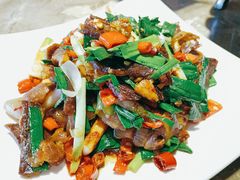 大蒜炒咸肉-阿瓦山寨(信地店)