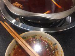 -冯记香辣兔火锅(茶店子总店)