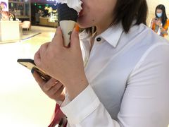 -喜茶(北京华贸购物中心店)