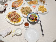 -顺峰海鲜酒楼(省府店)