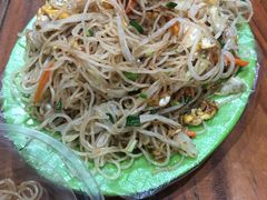 -蚝哥花姐湛江烤生蚝(美丽湾市场店)