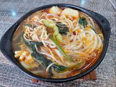 -蒙自云南过桥米线(品牌街店)