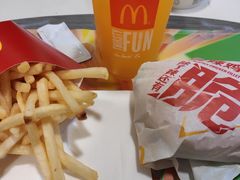 -麦当劳(中山大道中店)