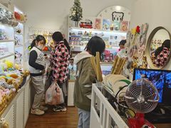 -萌物合辑(新中关购物中心店)