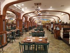 大堂-清真·玛丽亚新疆菜主题餐厅(浙江中路店)