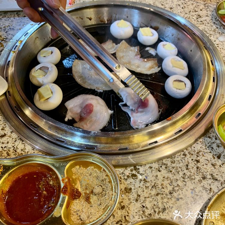 角门马家堡大红门附近的烤肉[调皮]
