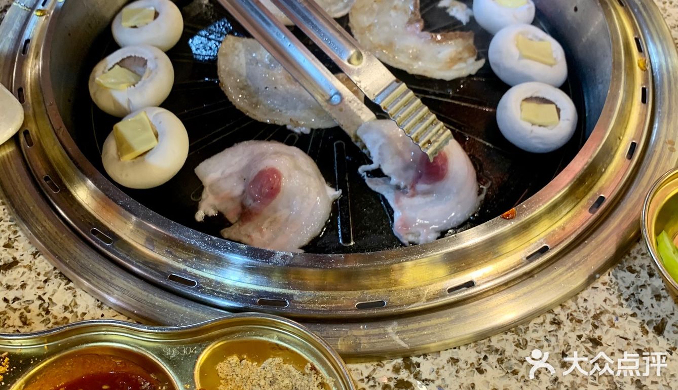 角门马家堡大红门附近的烤肉[调皮]