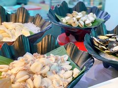-亚洲国际大酒店·云顶阁旋转自助餐厅