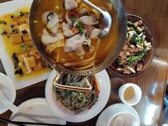 -隔壁老王·家常云南菜(花巷店)