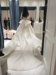 -GRACE KELLY婚纱与礼服(北京店)