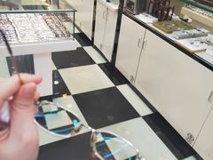 -东方眼镜(打浦桥田子坊店)