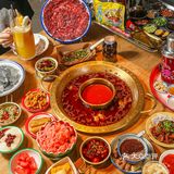 北京首店预告｜美蛙鱼头哥老官新作“小官官”凳场🔥