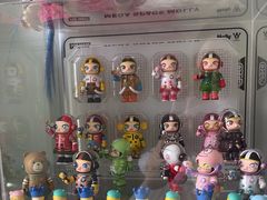 -泡泡玛特POPMART(蓝色港湾店)