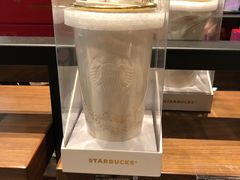 猪年马克杯-星巴克臻选(北京太阳宫凯德店)