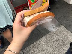-詹爷爷乌节路街头冰淇淋