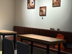 -WOW coffee