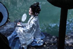 -一揽芳华汉服旗袍体验馆(拙政园店)