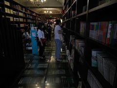 -钟书阁(松江泰晤士小镇店)